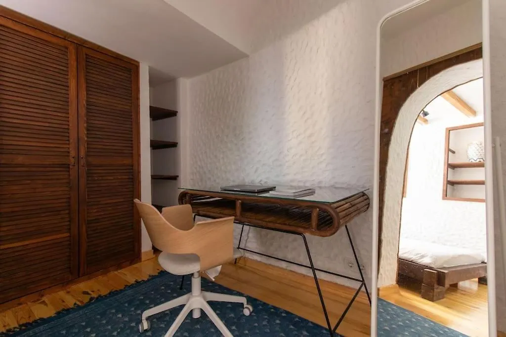 איסטמבול Authentic 1Br W Private Patio In Hype Cihangir דירה